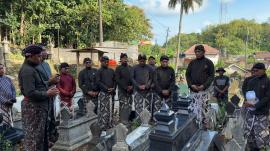 Ziarah Makam Mantan Lurah, Napak Tilas Kepemimpinan Kalurahan Tepus